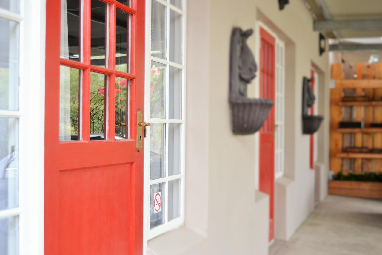 Versailles Self-Catering 惠灵顿 外观 照片
