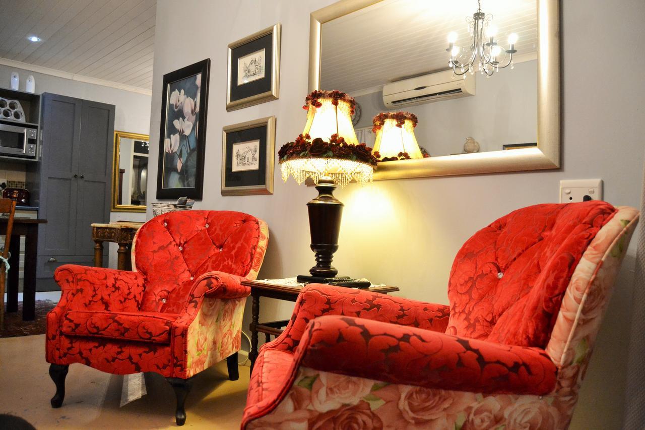 Versailles Self-Catering 惠灵顿 外观 照片